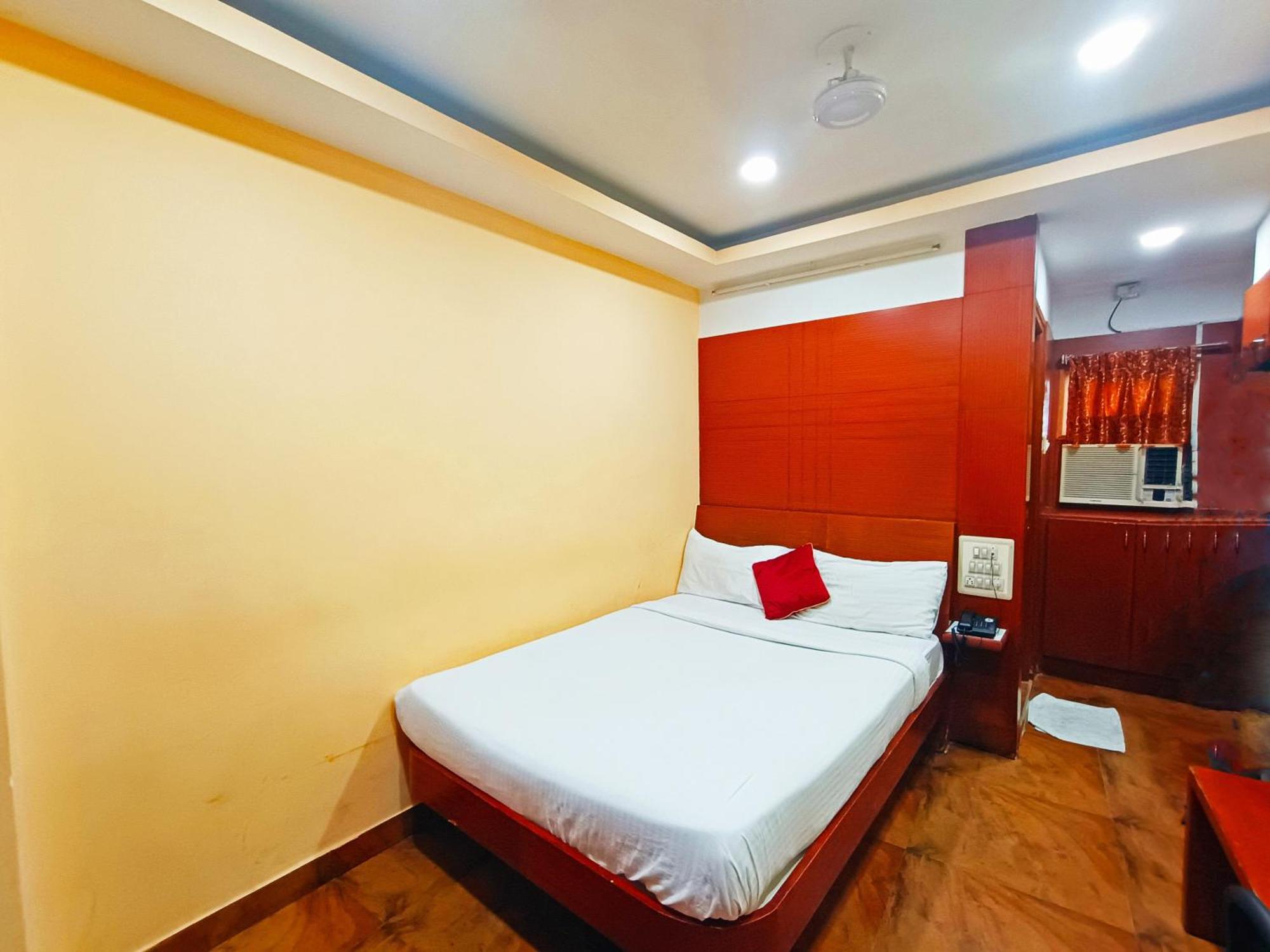 Pavithra Paradise Hotel Bangalore Ngoại thất bức ảnh