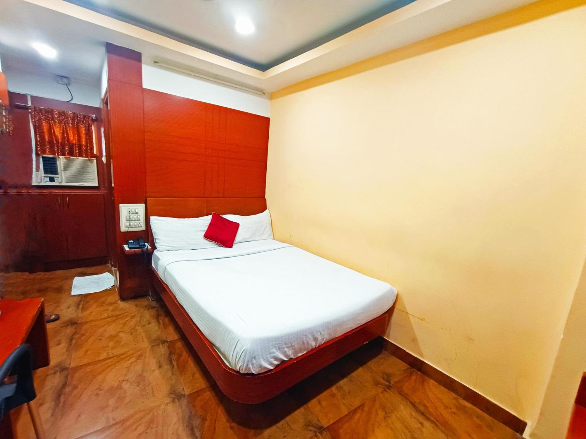 Pavithra Paradise Hotel Bangalore Ngoại thất bức ảnh