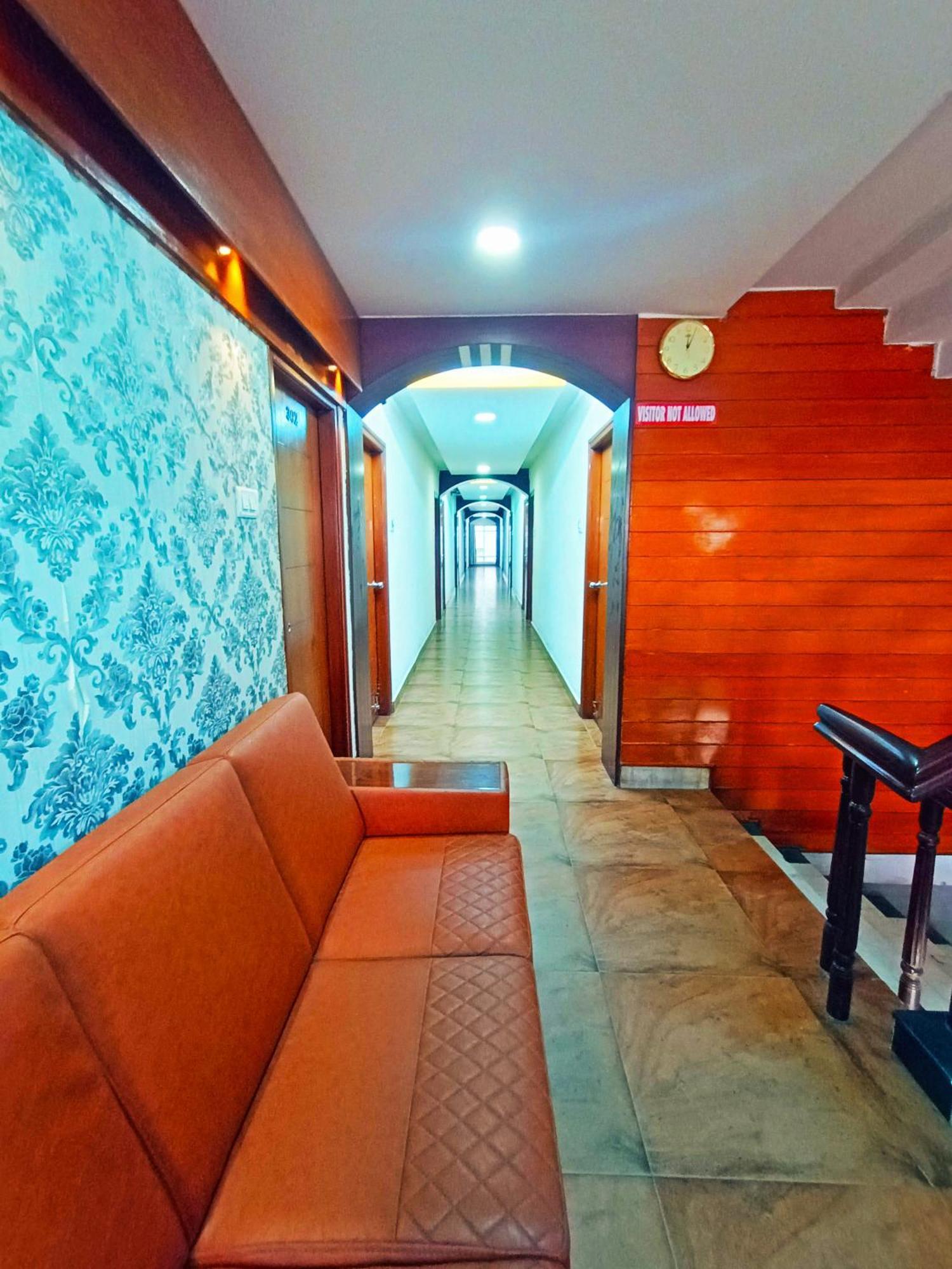 Pavithra Paradise Hotel Bangalore Ngoại thất bức ảnh